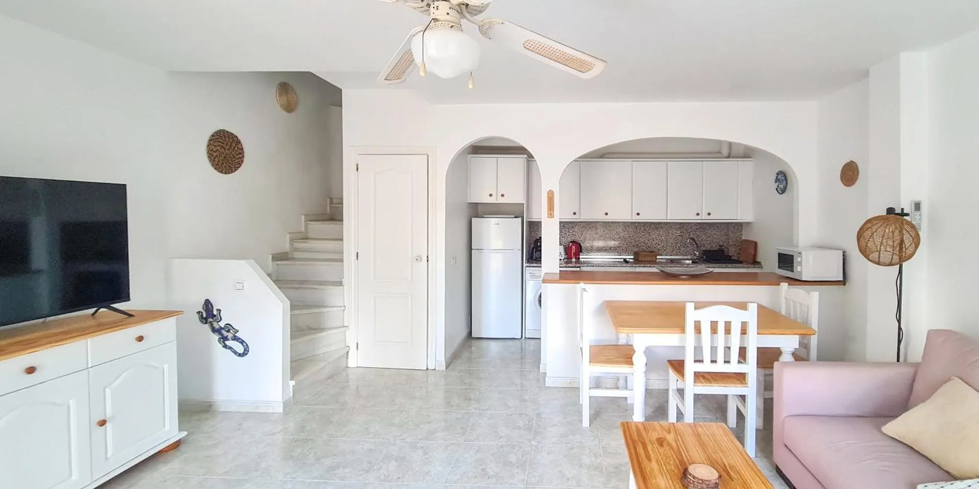 Garden Vistas. Hermoso Duplex Con Patio, Solarium Y Piscina. Vera
