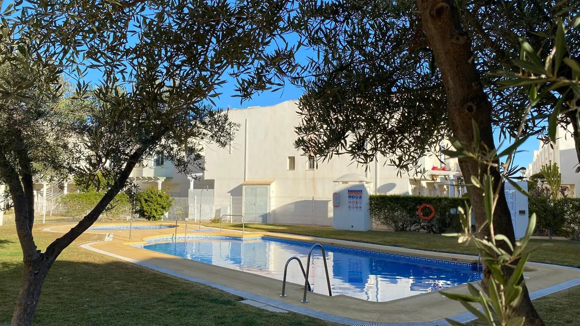 Garden Vistas. Hermoso Duplex Con Patio, Solarium Y Piscina. Vera Appartement