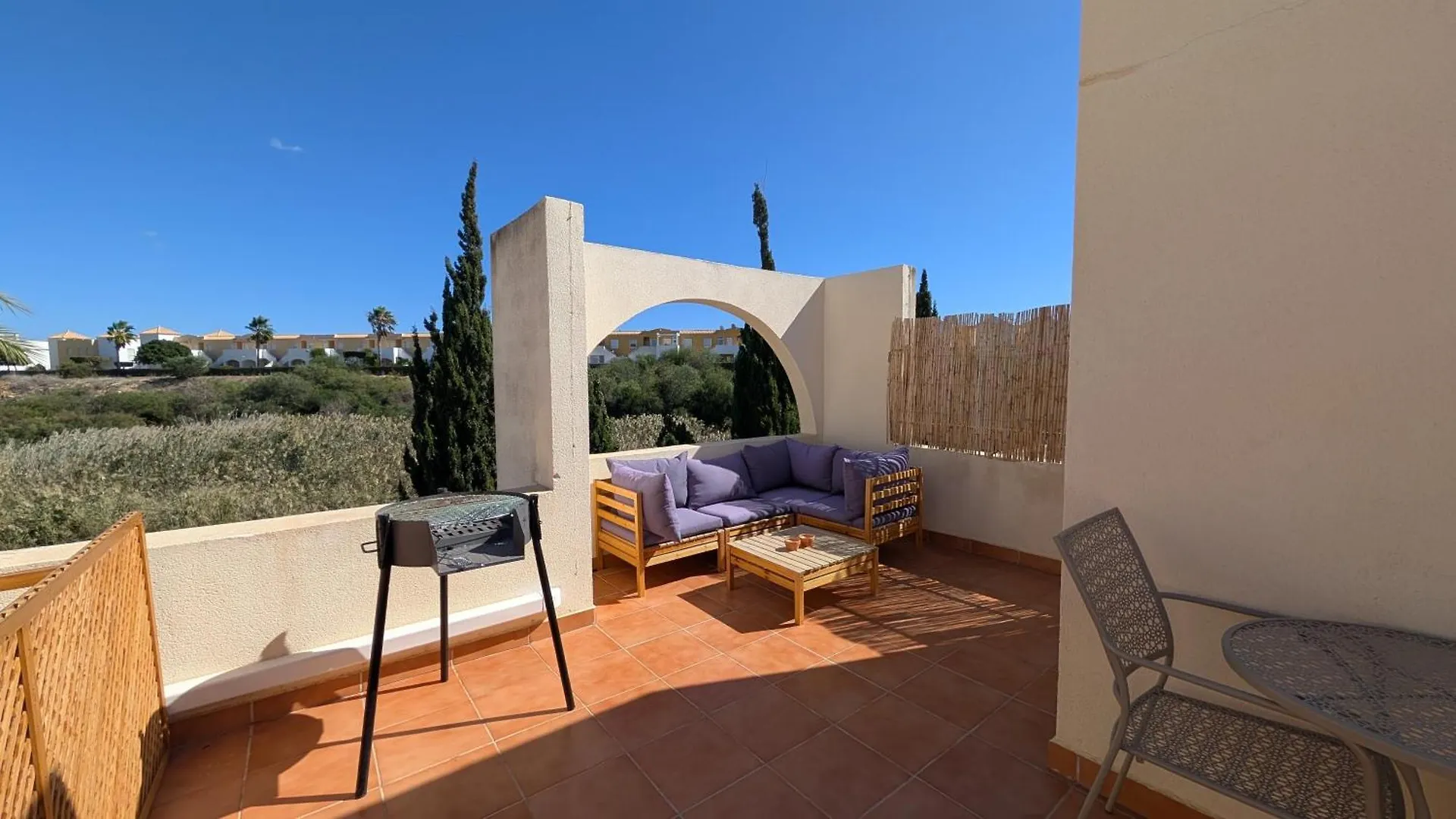Garden Vistas. Hermoso Duplex Con Patio, Solarium Y Piscina. Vera Espagne